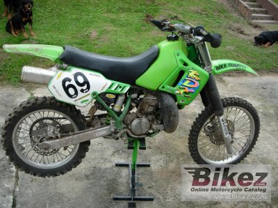 1990 Kawasaki KX 250 photo